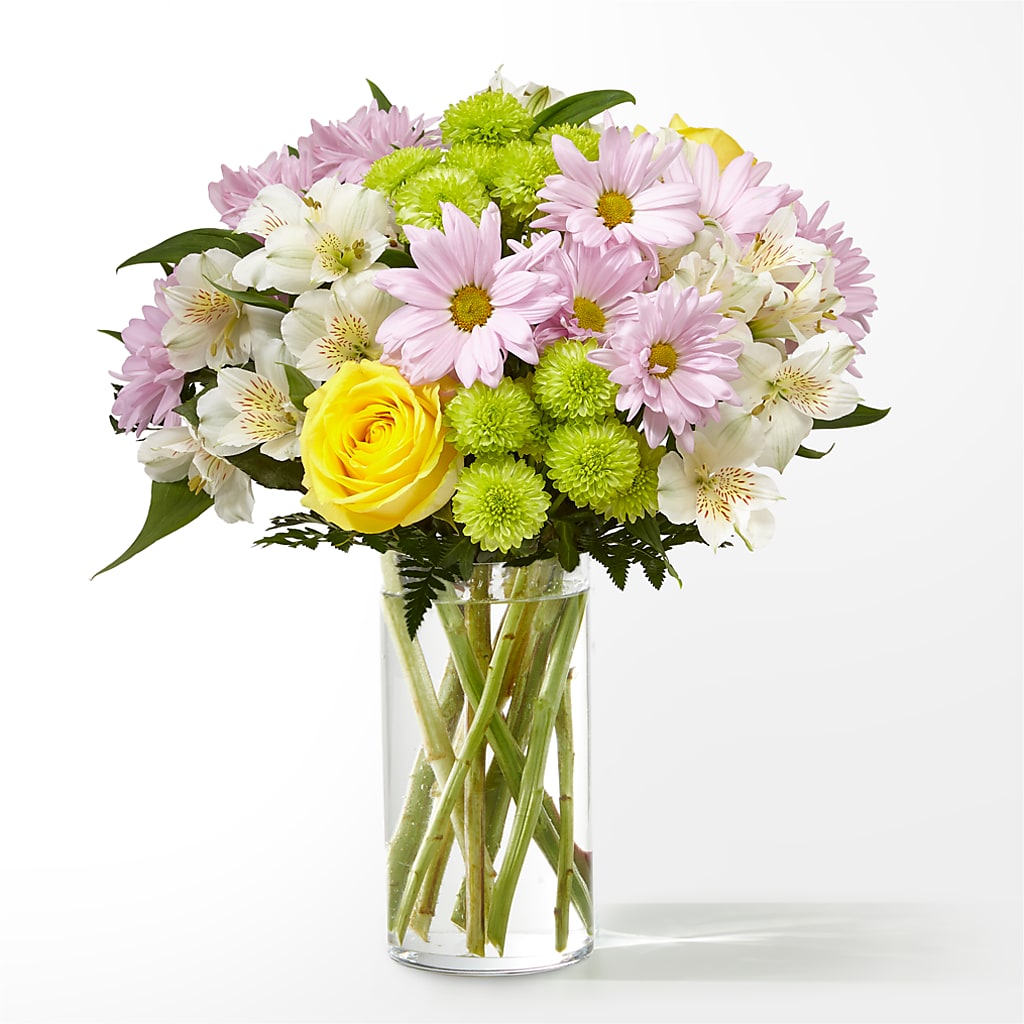 Sweet Spring Delight Bouquet – THE CARRIAGE HOUSE FLORAL & GIFTS, Marlette MI