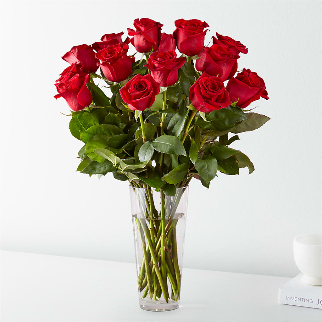Long Stem Red Rose Bouquet – THE CARRIAGE HOUSE FLORAL & GIFTS, Marlette MI