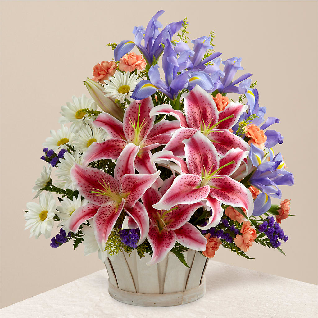 The Wondrous Nature Bouquet – THE CARRIAGE HOUSE FLORAL & GIFTS, Marlette MI