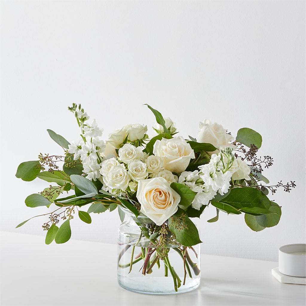 Fresh Linen Bouquet – THE CARRIAGE HOUSE FLORAL & GIFTS, Marlette MI