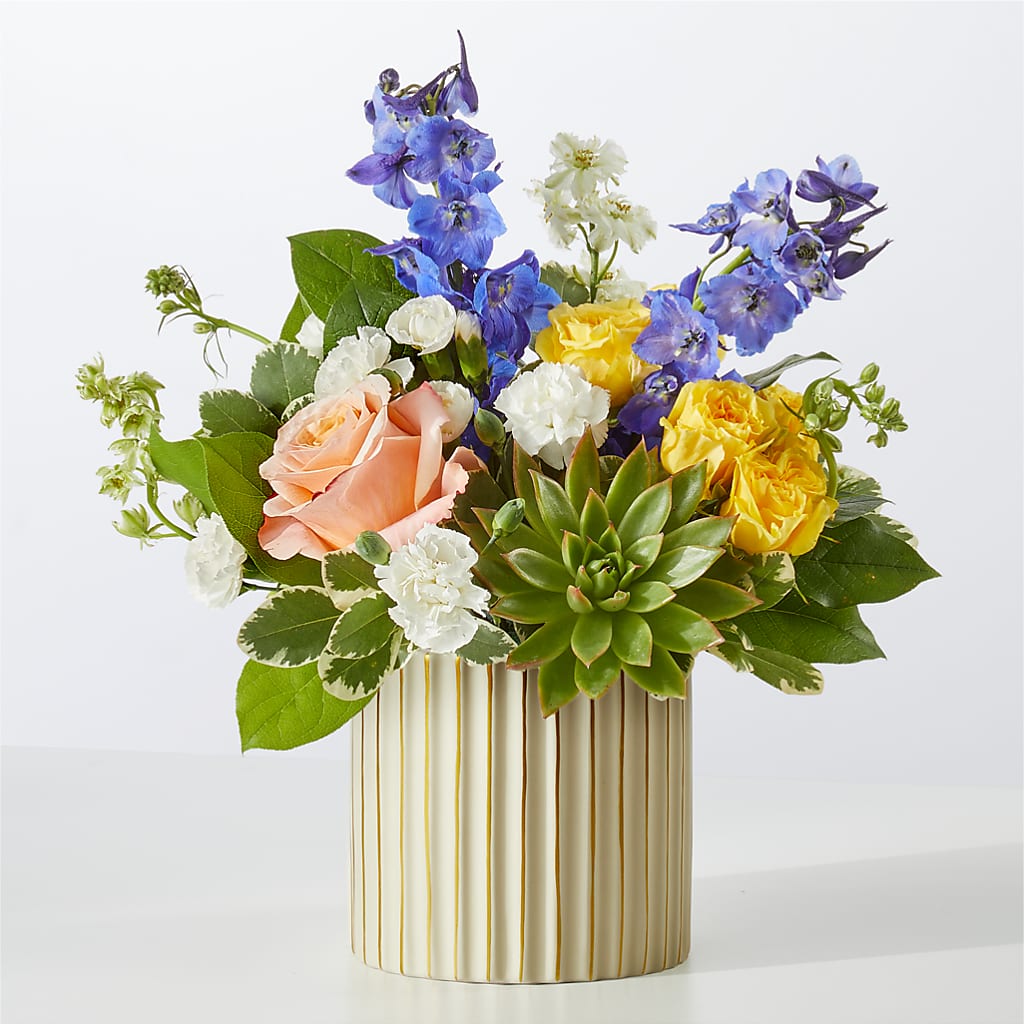 Cobalt Reverie Bouquet – THE CARRIAGE HOUSE FLORAL & GIFTS, Marlette MI