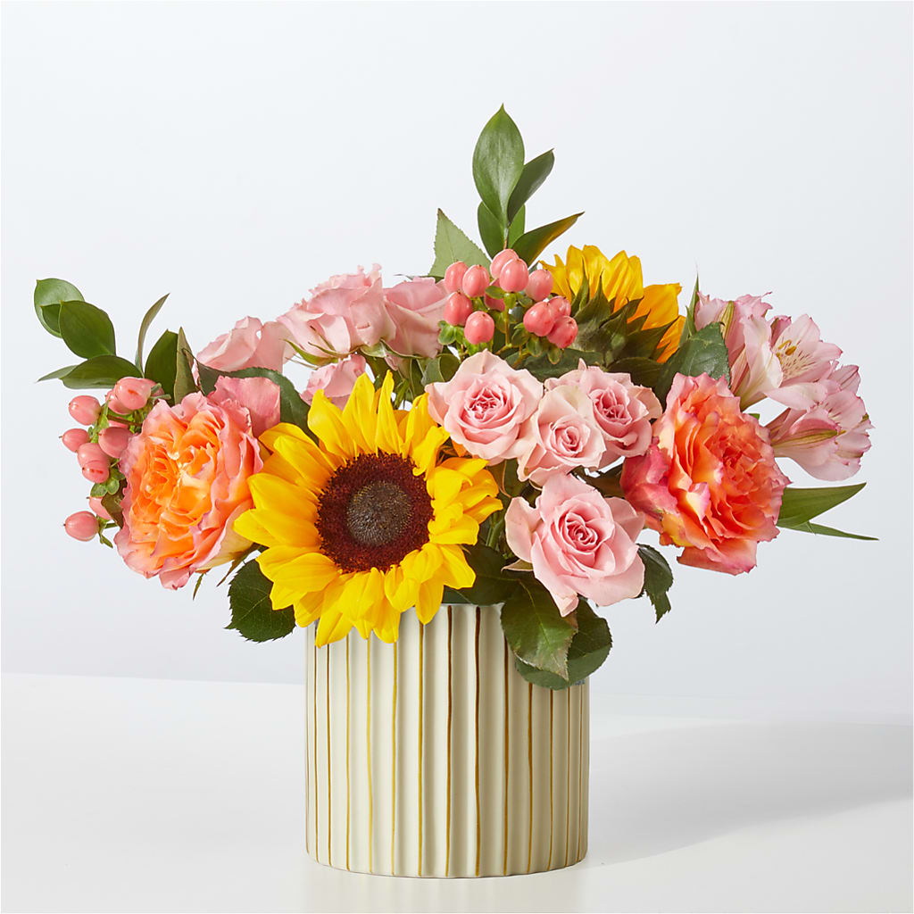 Sun's Out Bouquet – THE CARRIAGE HOUSE FLORAL & GIFTS, Marlette MI
