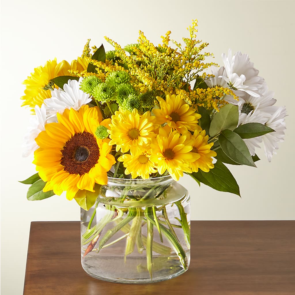 Hello Sunshine Bouquet – THE CARRIAGE HOUSE FLORAL & GIFTS, Marlette MI