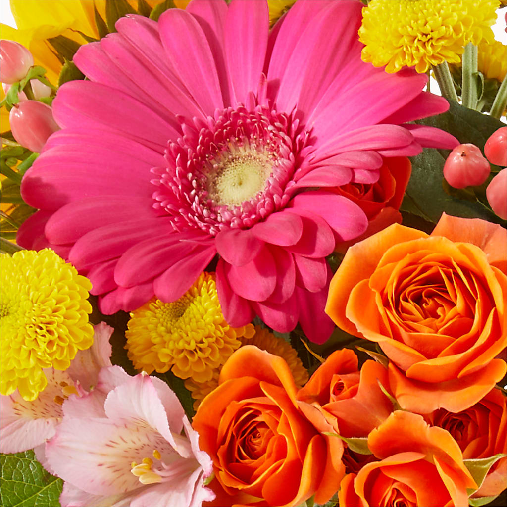 Florist Original Mixed Bouquet – THE CARRIAGE HOUSE FLORAL & GIFTS, Marlette MI