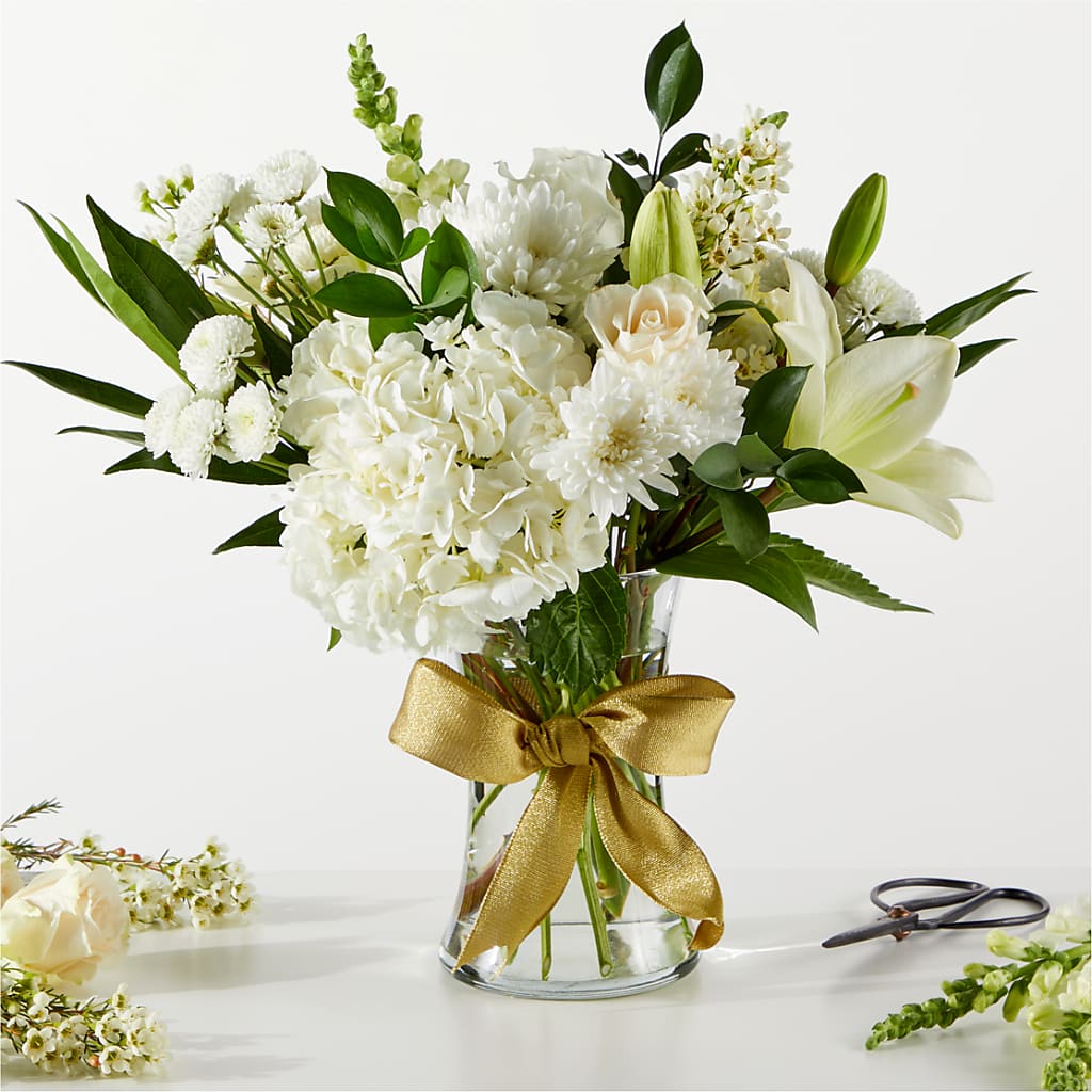 New Beginnings – A Florist Original – THE CARRIAGE HOUSE FLORAL & GIFTS, Marlette MI