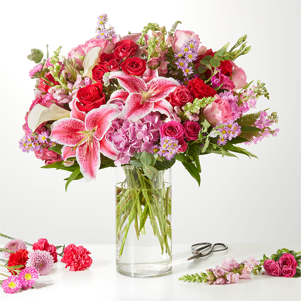 Swooning Over You - A Luxury Florist Original – THE CARRIAGE HOUSE FLORAL & GIFTS, Marlette MI