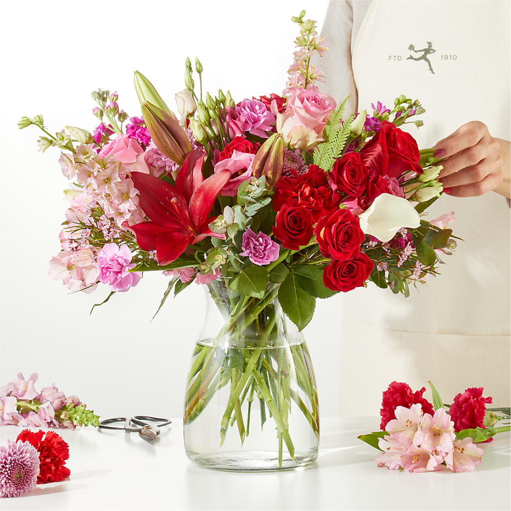 Together Forever - A Florist Original – THE CARRIAGE HOUSE FLORAL & GIFTS, Marlette MI