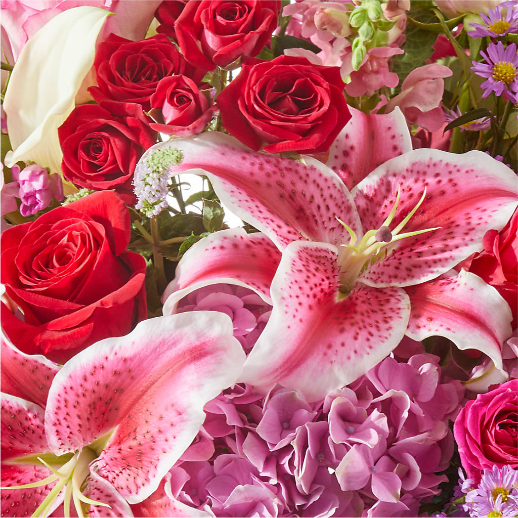 Better Together - A Luxury Florist Original – THE CARRIAGE HOUSE FLORAL & GIFTS, Marlette MI