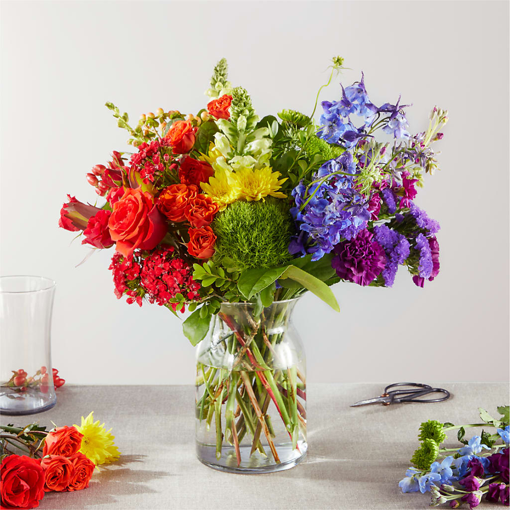 Summer Spectra - A Florist Original – THE CARRIAGE HOUSE FLORAL & GIFTS, Marlette MI