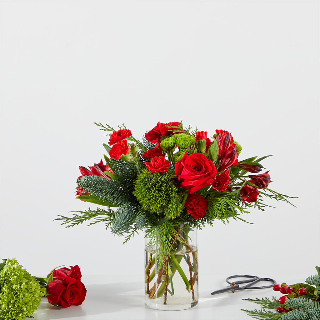 Merry Moment Bouquet – A Florist Original – THE CARRIAGE HOUSE FLORAL & GIFTS, Marlette MI