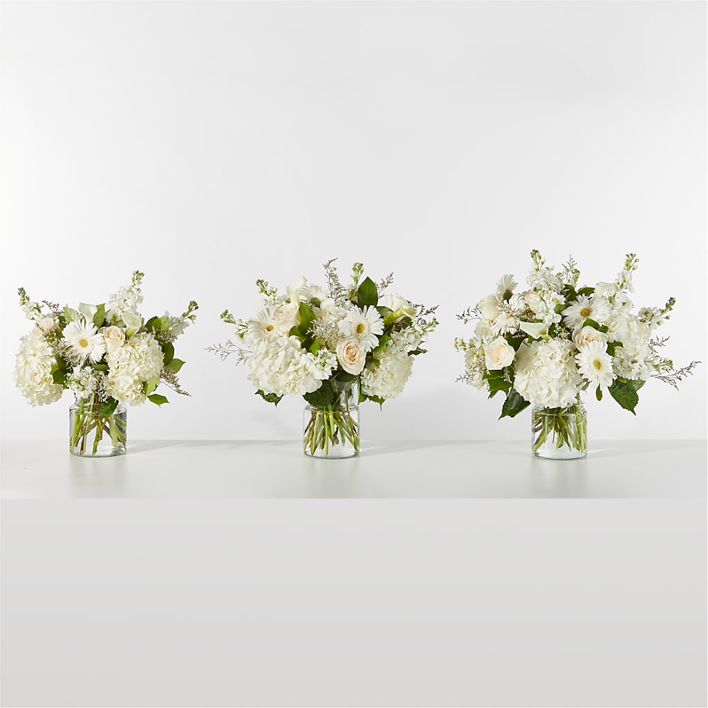 Sun-drenched Blooms Box Bouquet – THE CARRIAGE HOUSE FLORAL & GIFTS, Marlette MI
