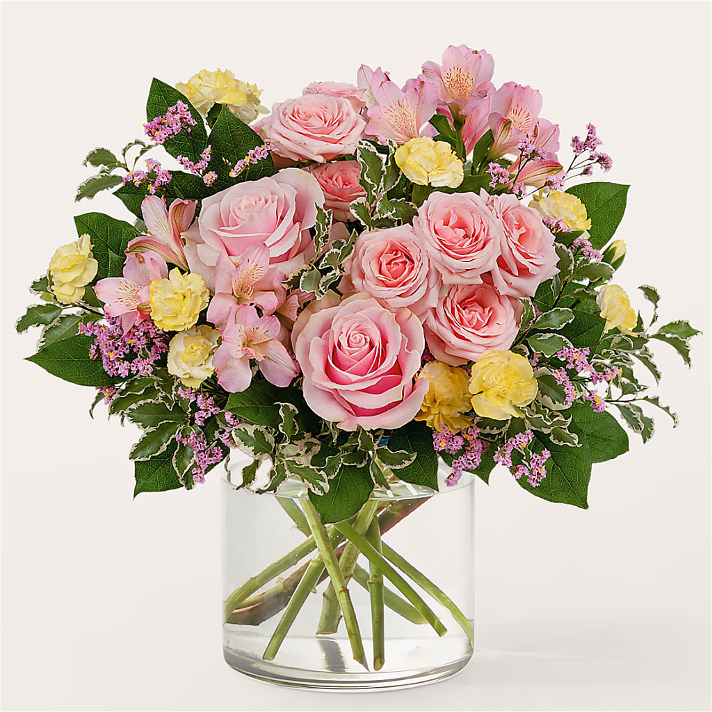 Refreshed Bouquet – THE CARRIAGE HOUSE FLORAL & GIFTS, Marlette MI