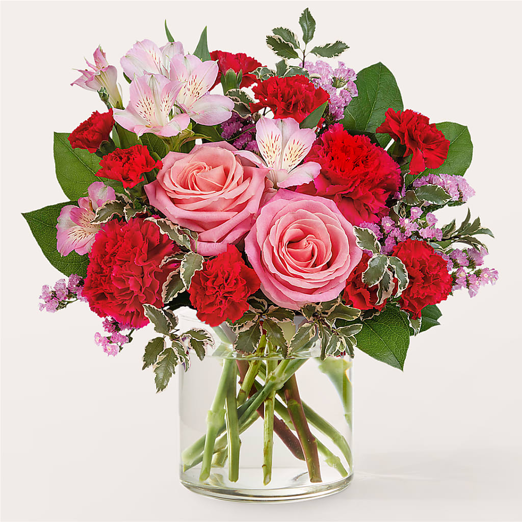 First Impressions Bouquet – THE CARRIAGE HOUSE FLORAL & GIFTS, Marlette MI