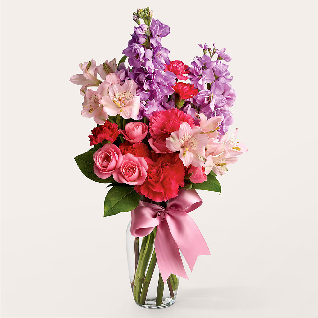 Main Character Bouquet – THE CARRIAGE HOUSE FLORAL & GIFTS, Marlette MI