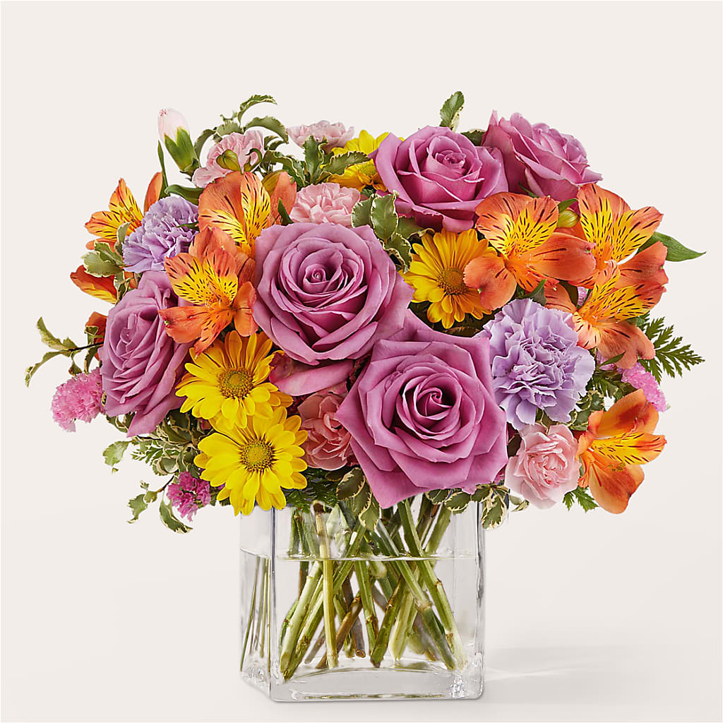 Shades of Happiness Bouquet – THE CARRIAGE HOUSE FLORAL & GIFTS, Marlette MI