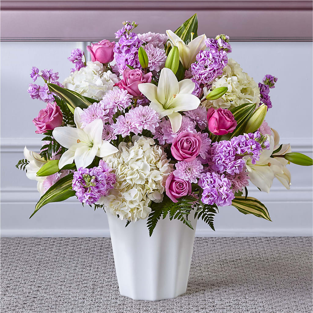 Heaven Sent Floor Basket – THE CARRIAGE HOUSE FLORAL & GIFTS, Marlette MI