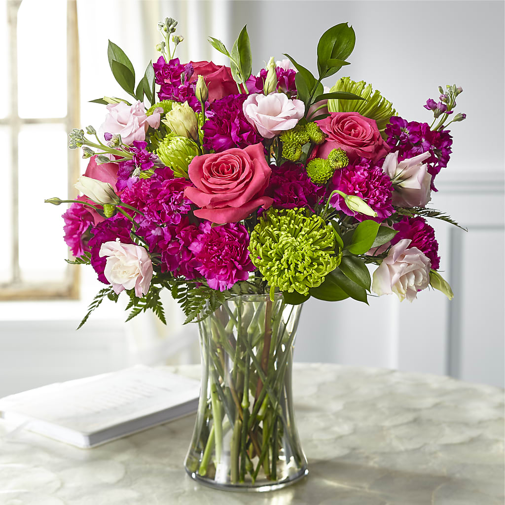 Everlasting Embrace Bouquet – THE CARRIAGE HOUSE FLORAL & GIFTS, Marlette MI