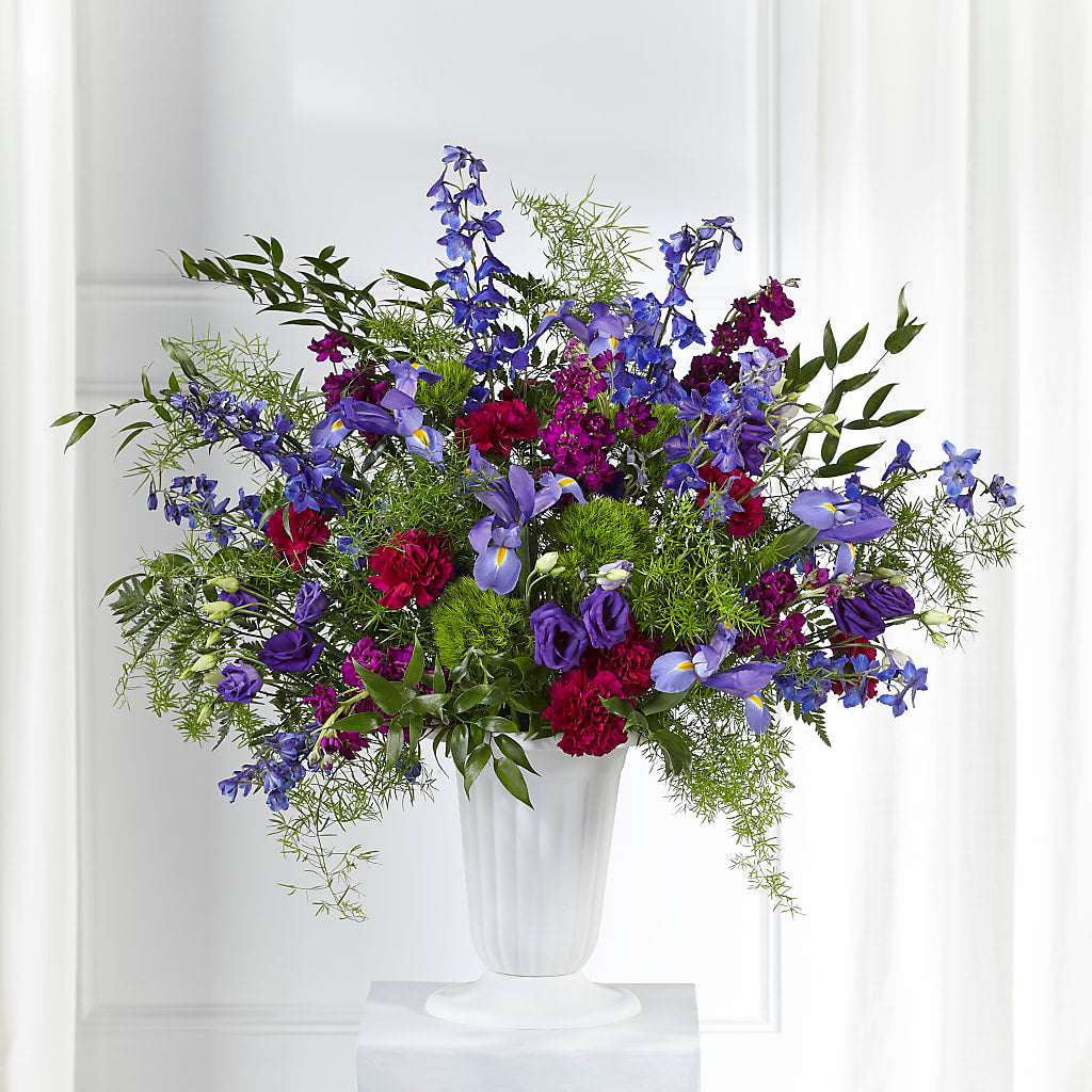 Memorial of Life Arrangement – THE CARRIAGE HOUSE FLORAL & GIFTS, Marlette MI