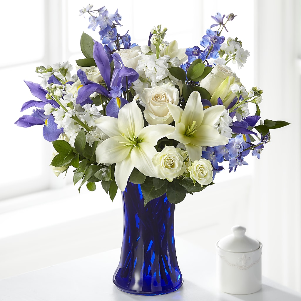 Calming Comfort Bouquet – THE CARRIAGE HOUSE FLORAL & GIFTS, Marlette MI