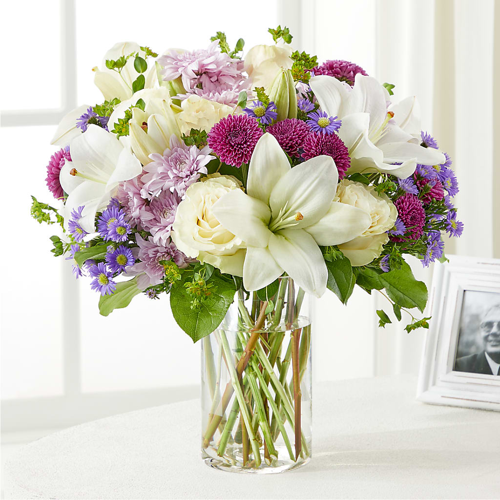 Wishing Peace Bouquet – THE CARRIAGE HOUSE FLORAL & GIFTS, Marlette MI
