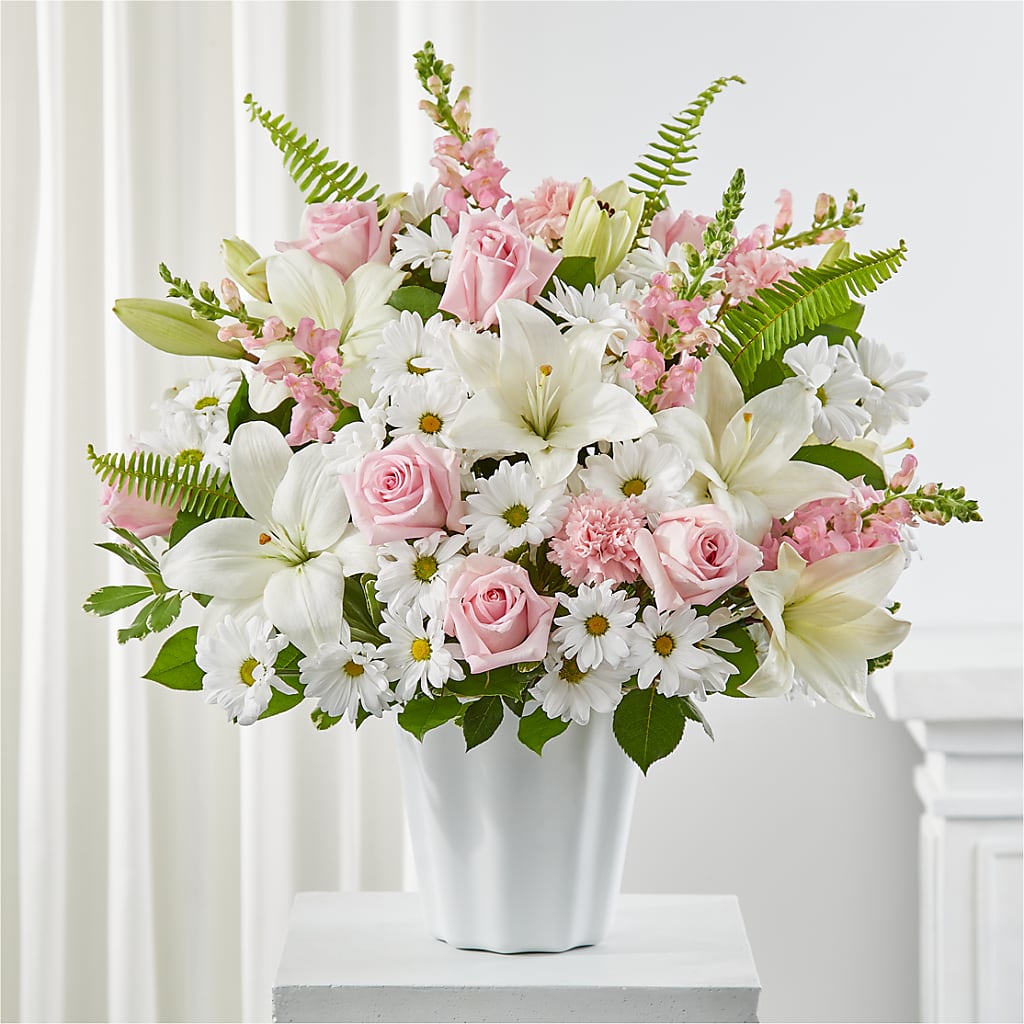 Soft Touch Tabletop Basket – THE CARRIAGE HOUSE FLORAL & GIFTS, Marlette MI