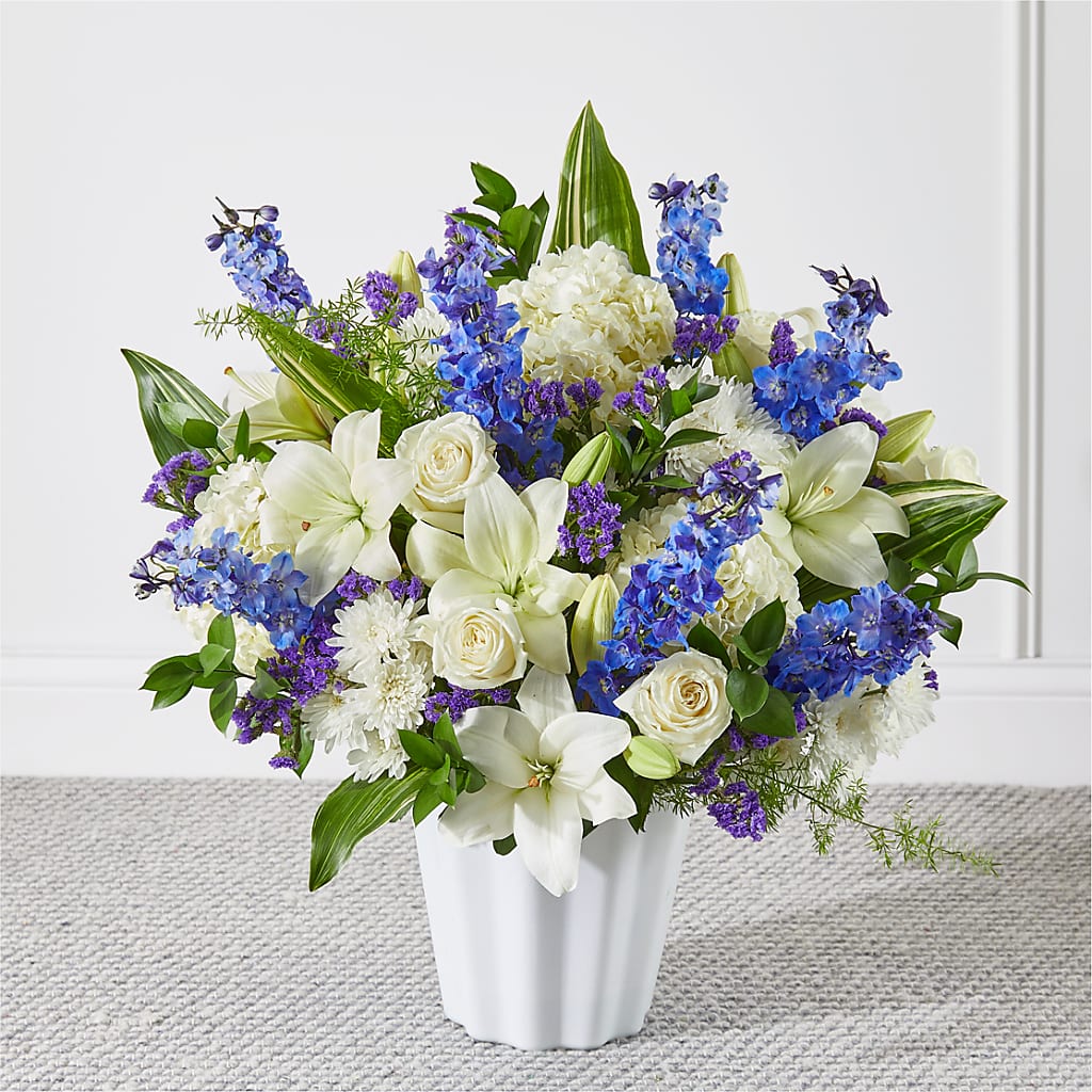 Take Comfort Floor Basket – THE CARRIAGE HOUSE FLORAL & GIFTS, Marlette MI
