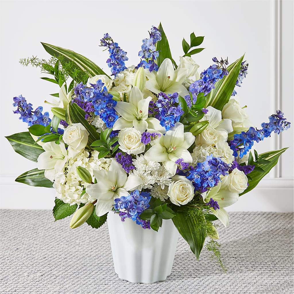 Take Comfort Floor Basket – THE CARRIAGE HOUSE FLORAL & GIFTS, Marlette MI