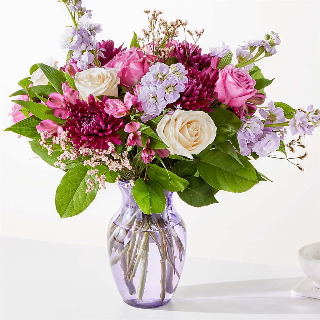 Amethyst Dreams Bouquet – THE CARRIAGE HOUSE FLORAL & GIFTS, Marlette MI