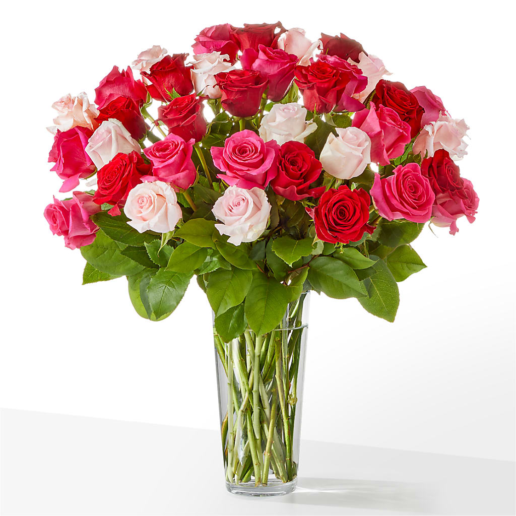 Charming Rose Bouquet – THE CARRIAGE HOUSE FLORAL & GIFTS, Marlette MI