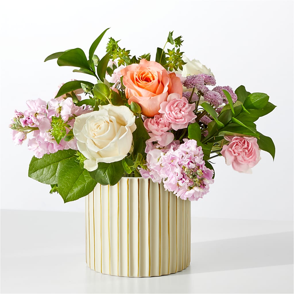French Market Bouquet with Ivory Vase – THE CARRIAGE HOUSE FLORAL & GIFTS, Marlette MI
