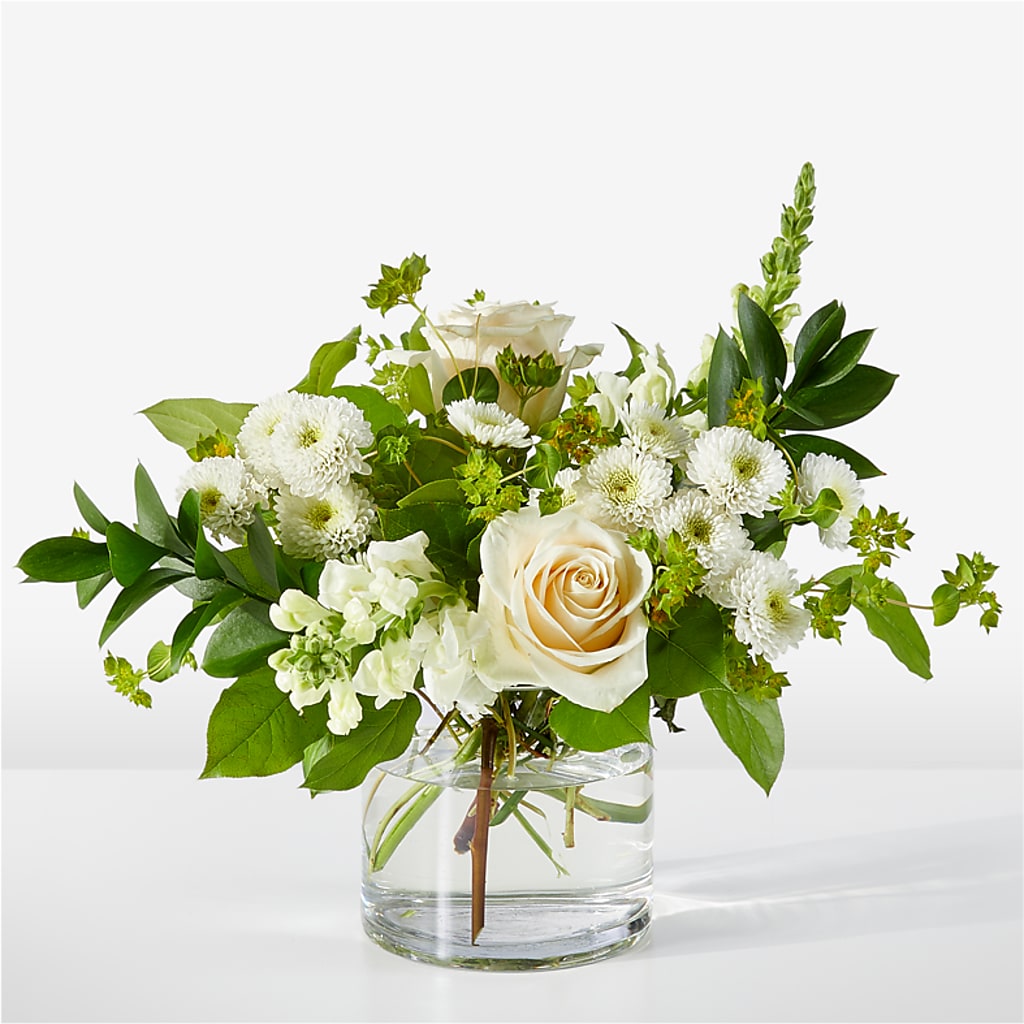 Hint of Vanilla Bouquet – THE CARRIAGE HOUSE FLORAL & GIFTS, Marlette MI