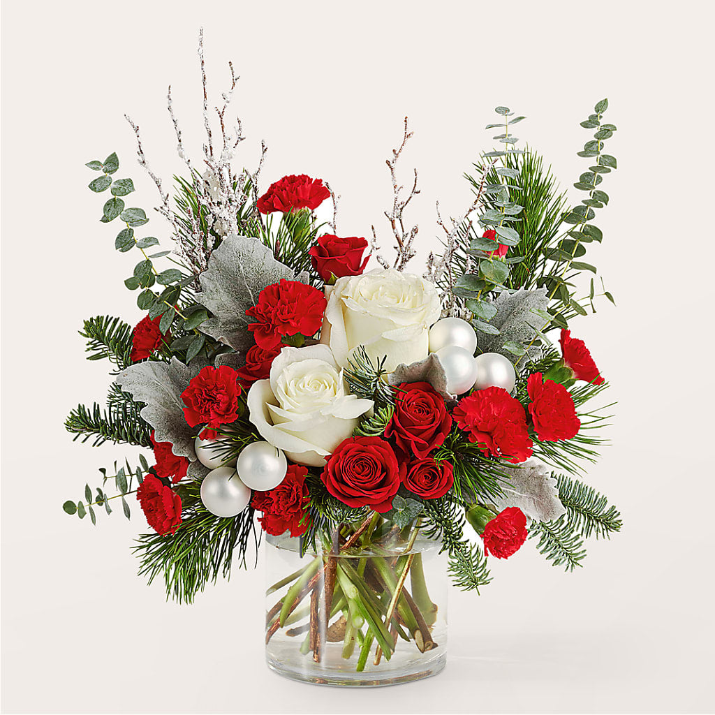 Trimming the Tree Bouquet – THE CARRIAGE HOUSE FLORAL & GIFTS, Marlette MI
