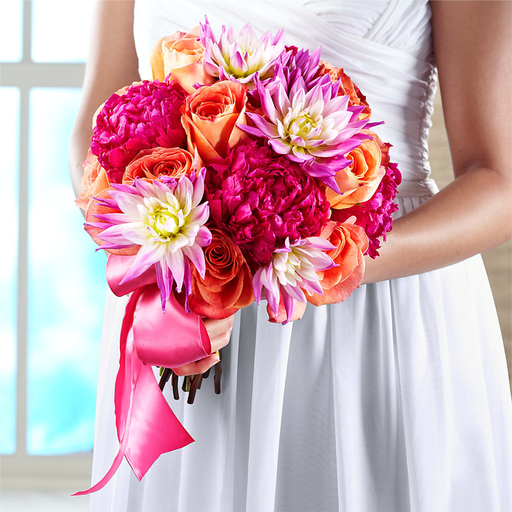 New Love Bouquet – THE CARRIAGE HOUSE FLORAL & GIFTS, Marlette MI