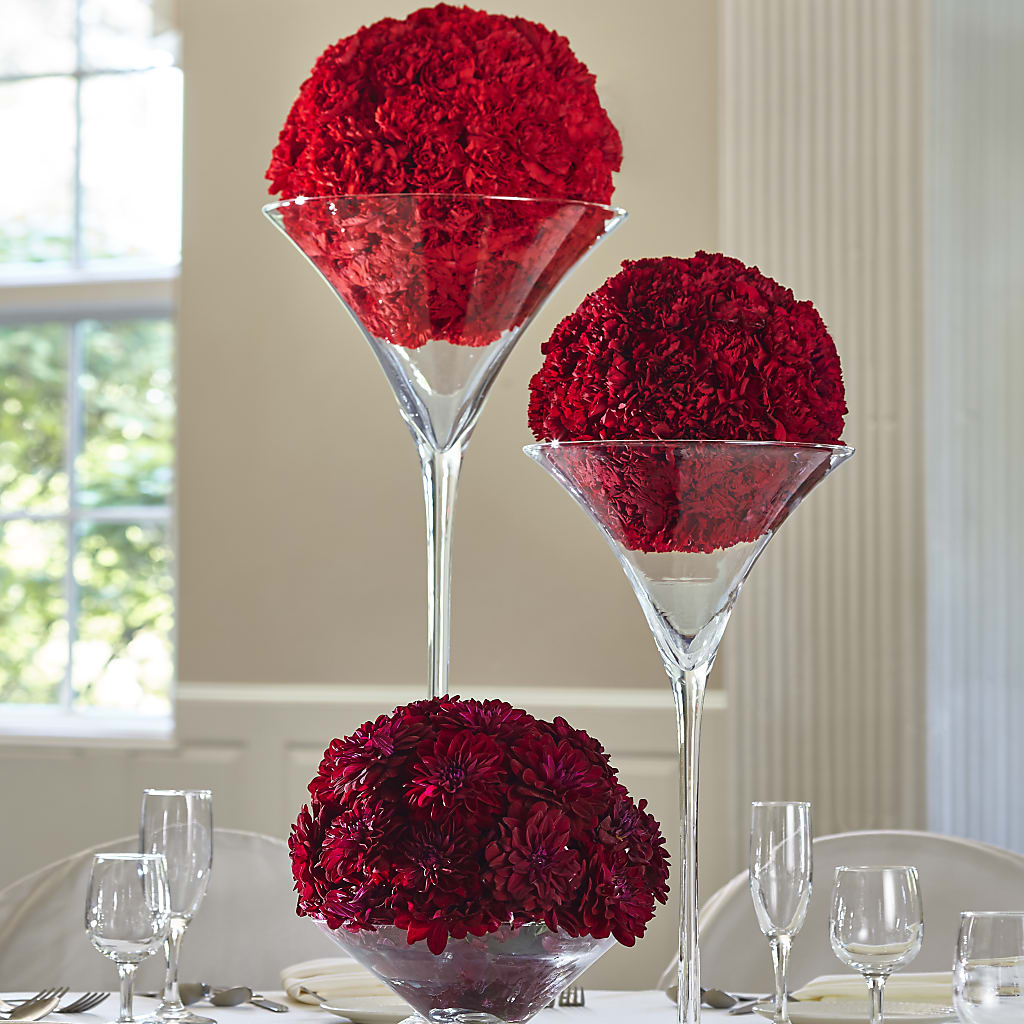Our Special Vows Centerpiece – THE CARRIAGE HOUSE FLORAL & GIFTS, Marlette MI