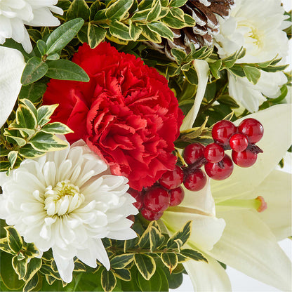 Festive Moments Tree – THE CARRIAGE HOUSE FLORAL & GIFTS, Marlette MI