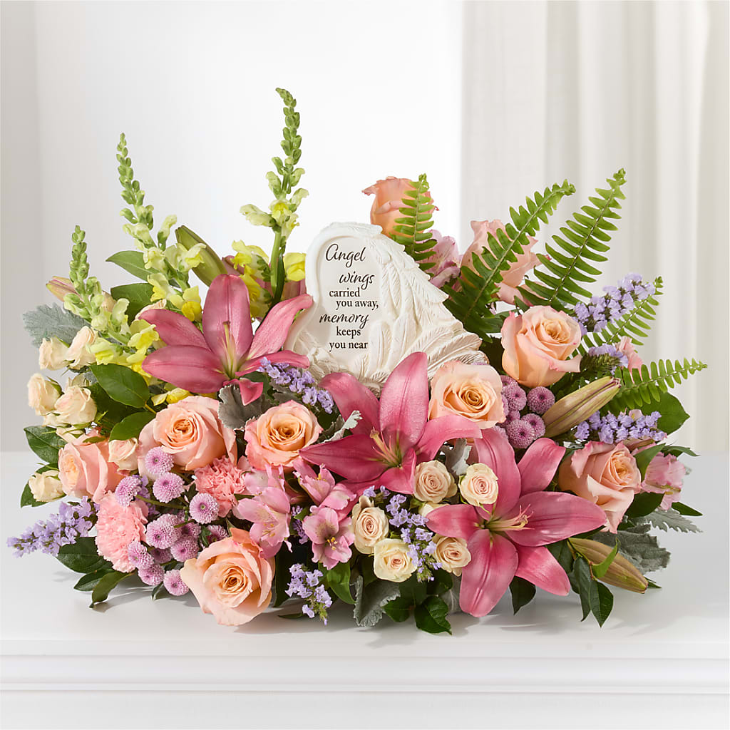 Gentle Light Arrangement – THE CARRIAGE HOUSE FLORAL & GIFTS, Marlette MI