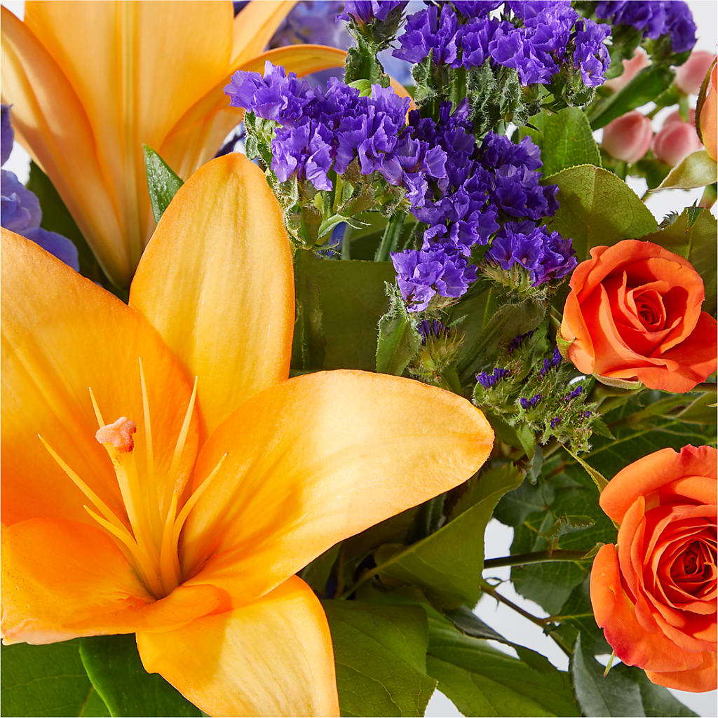 Radiant Citrus Bouquet – THE CARRIAGE HOUSE FLORAL & GIFTS, Marlette MI