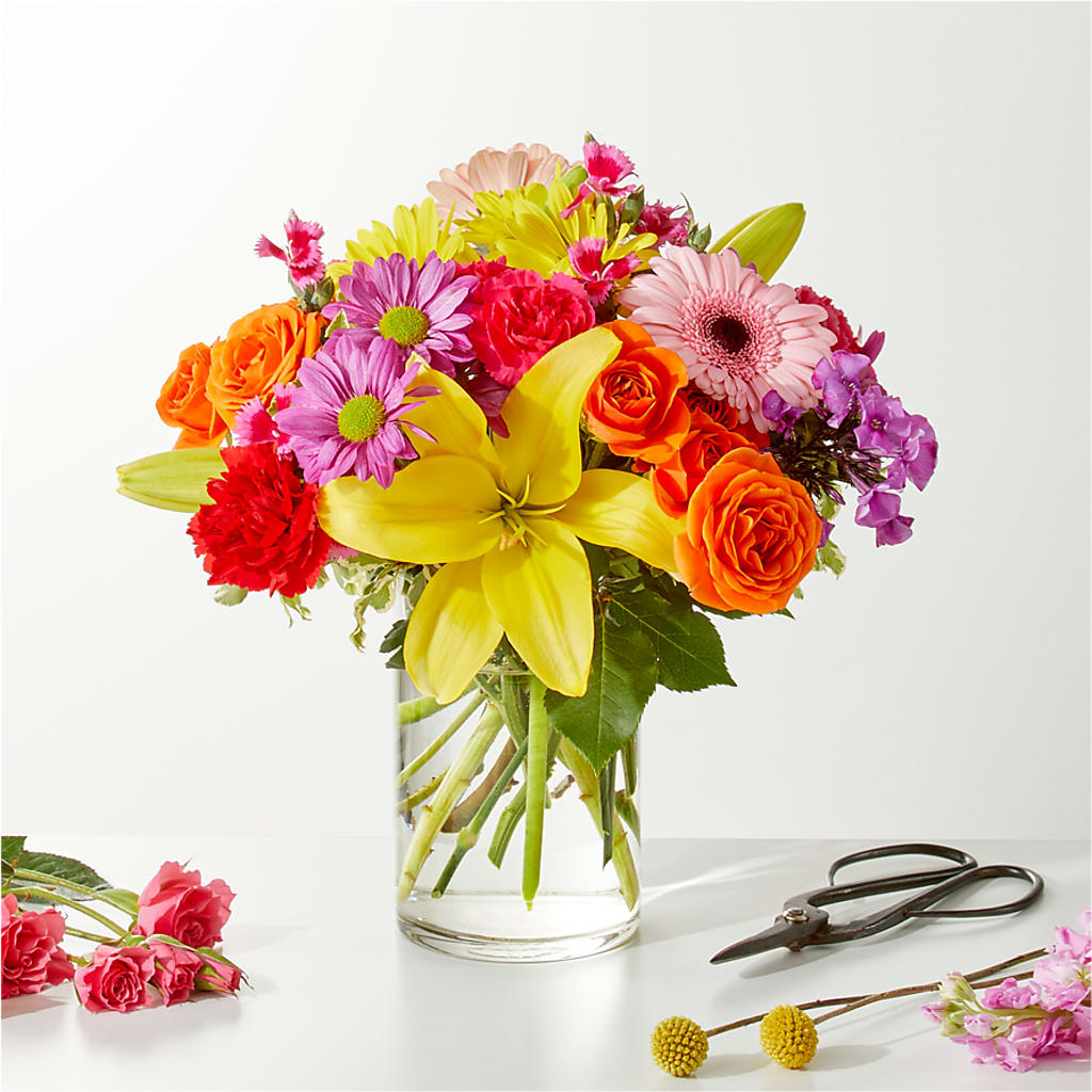Cue the Confetti - A Florist Original – THE CARRIAGE HOUSE FLORAL & GIFTS, Marlette MI