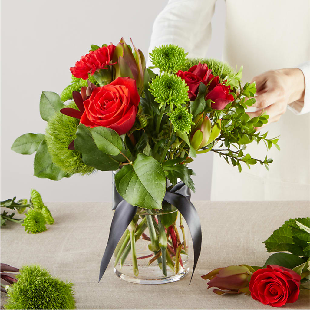 Heritage Kindle – A Florist Original – THE CARRIAGE HOUSE FLORAL & GIFTS, Marlette MI