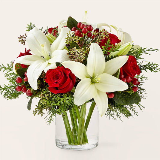 Glittering Lights Bouquet – THE CARRIAGE HOUSE FLORAL & GIFTS, Marlette MI
