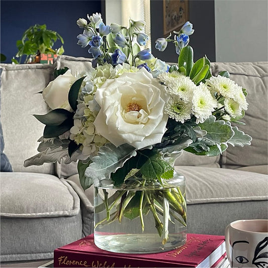 Clear Skies Bouquet – THE CARRIAGE HOUSE FLORAL & GIFTS, Marlette MI