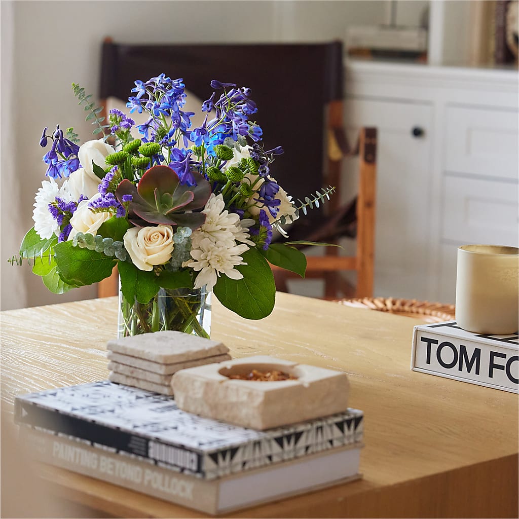 Cerulean Waves Bouquet – THE CARRIAGE HOUSE FLORAL & GIFTS, Marlette MI