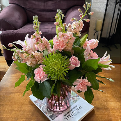 Pretty in Pink Bouquet – THE CARRIAGE HOUSE FLORAL & GIFTS, Marlette MI