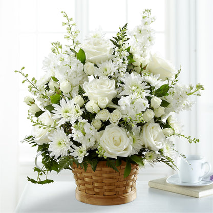 Heartfelt Condolences Arrangement – THE CARRIAGE HOUSE FLORAL & GIFTS, Marlette MI