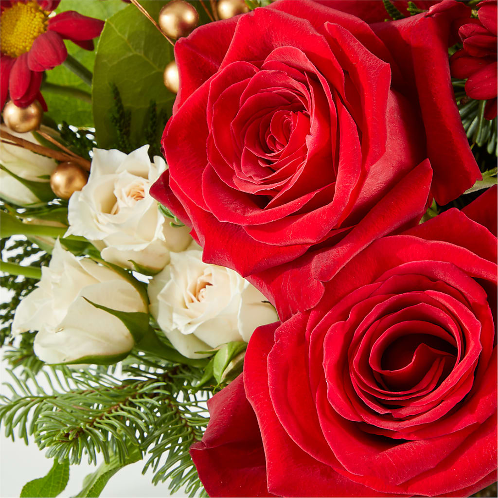 Believe Bouquet – THE CARRIAGE HOUSE FLORAL & GIFTS, Marlette MI