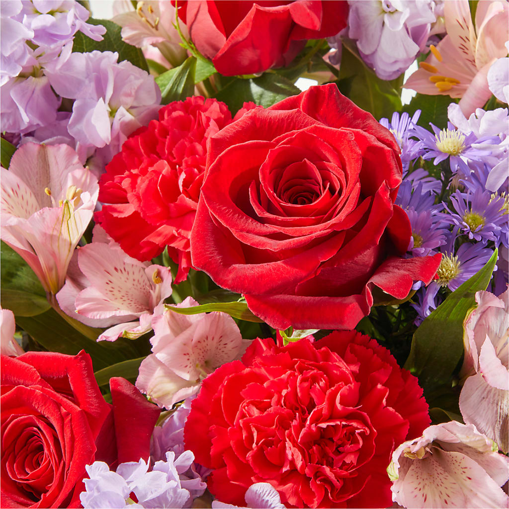 Your Majesty Bouquet – THE CARRIAGE HOUSE FLORAL & GIFTS, Marlette MI