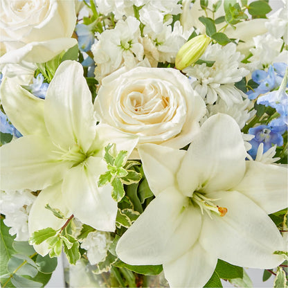 Peace of Mind Bouquet – THE CARRIAGE HOUSE FLORAL & GIFTS, Marlette MI