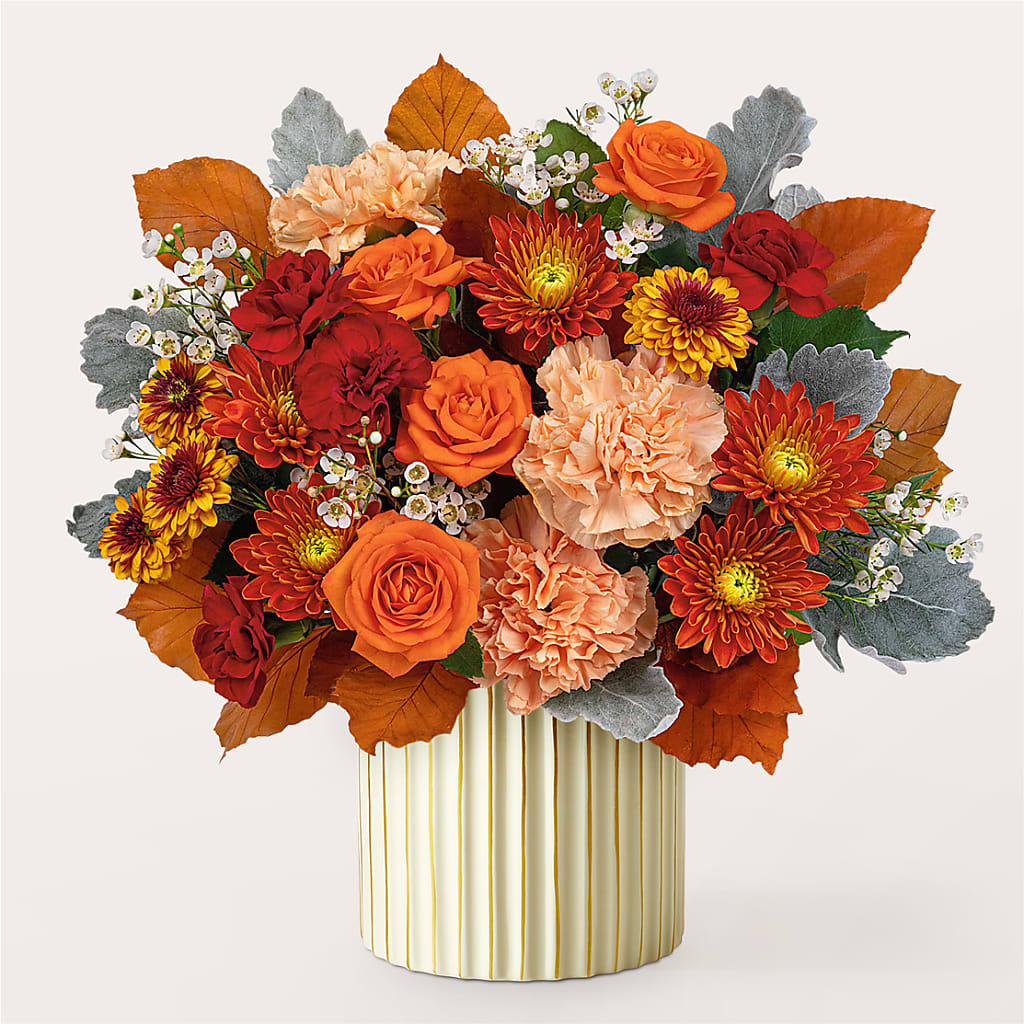 Merlot Bouquet with Ivory Vase – THE CARRIAGE HOUSE FLORAL & GIFTS, Marlette MI