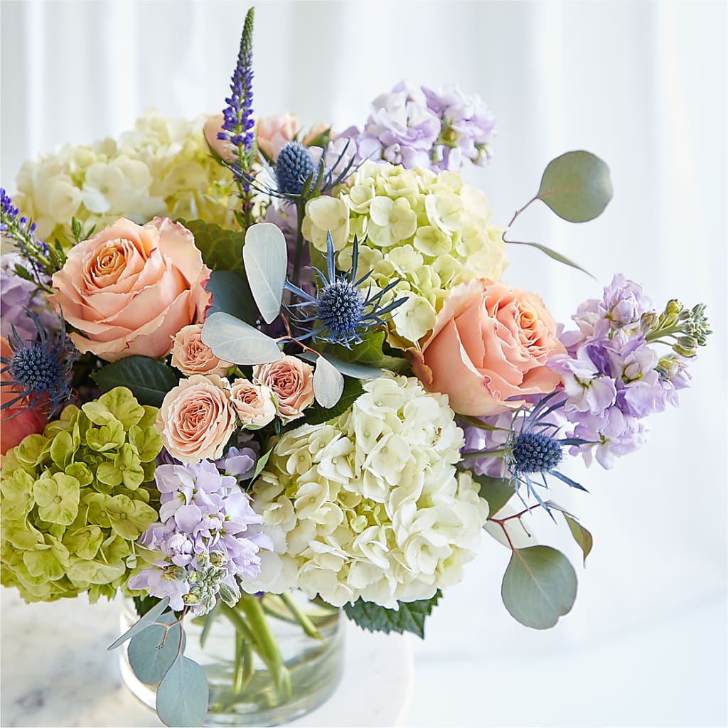 Porch Swing Bouquet – THE CARRIAGE HOUSE FLORAL & GIFTS, Marlette MI