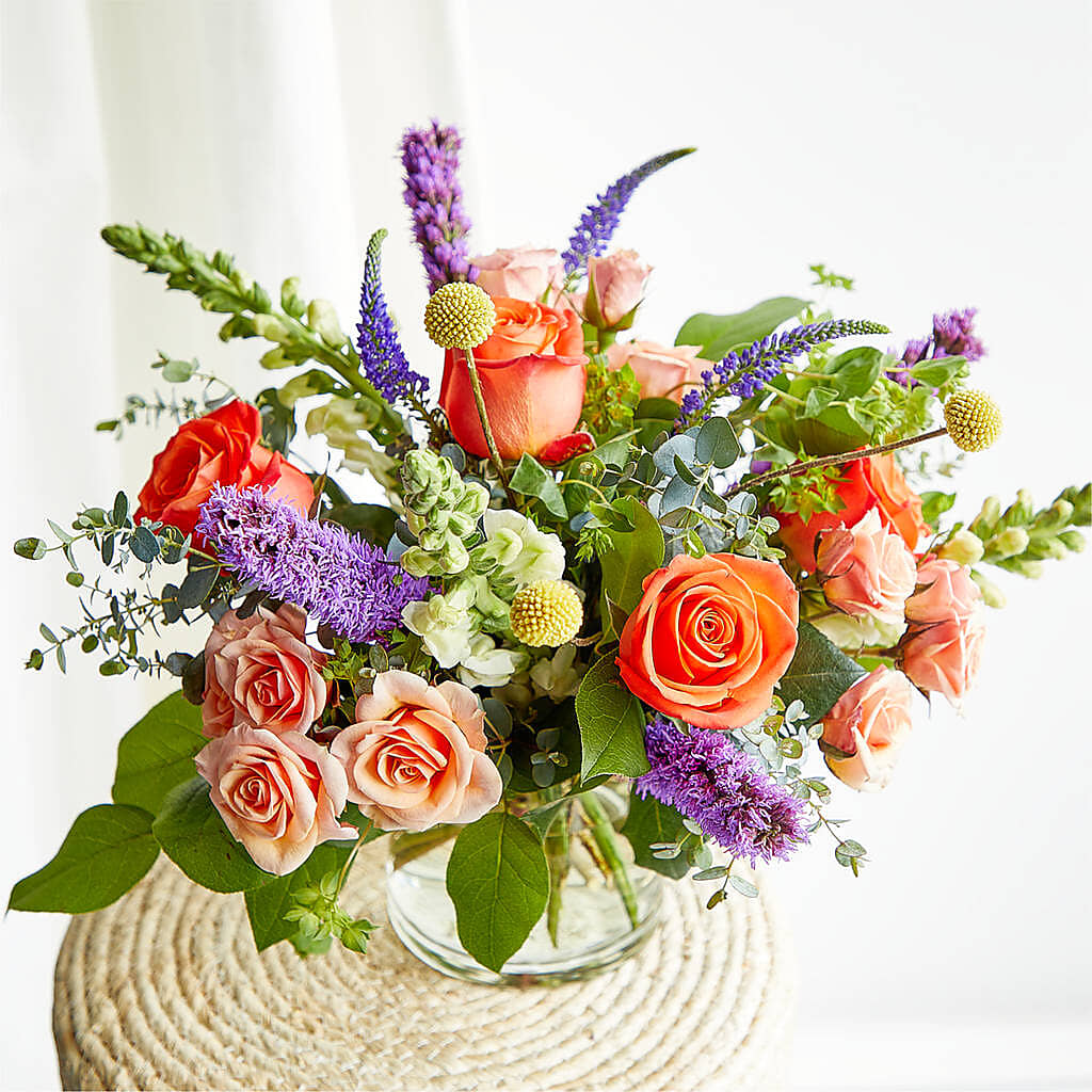 The Standout Bouquet – THE CARRIAGE HOUSE FLORAL & GIFTS, Marlette MI